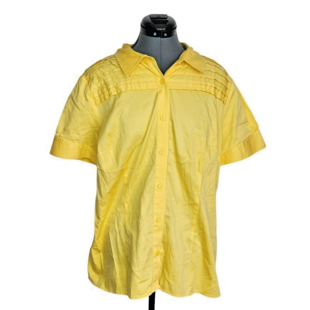 Apostrophe Button Up Short Sleeve Shirt Size XL